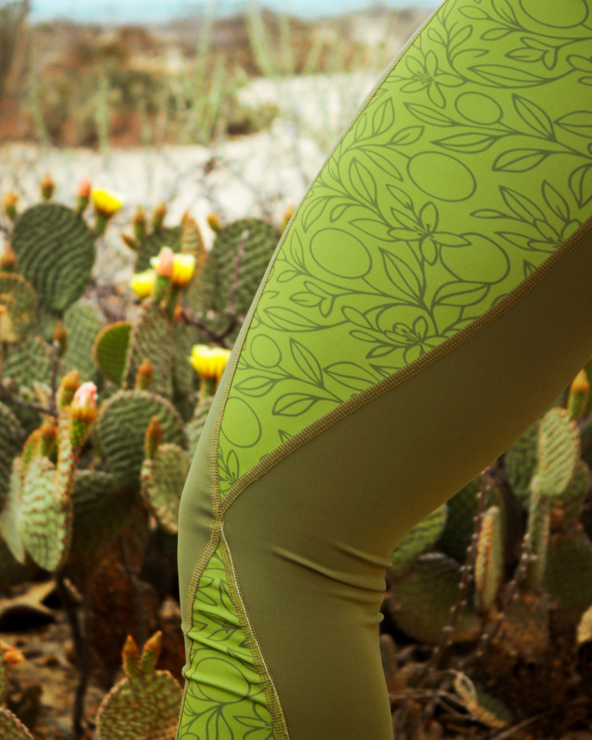 Detalle del diseño del Legging Horizonte de Luxaro